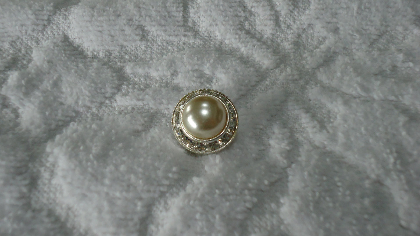 Classic Pearl & Rhinestone Button
