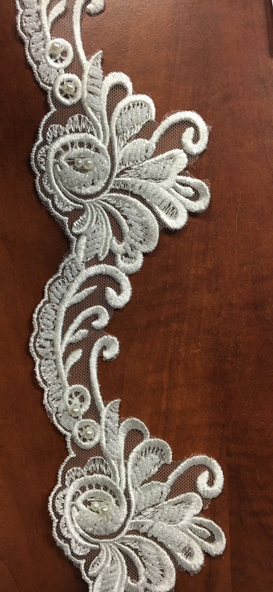 Scrolly Lace trim